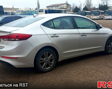 Хендай Элантра, объемом двигателя 2 л и пробегом 170 тыс. км за 10500 $, фото 4 на Automoto.ua