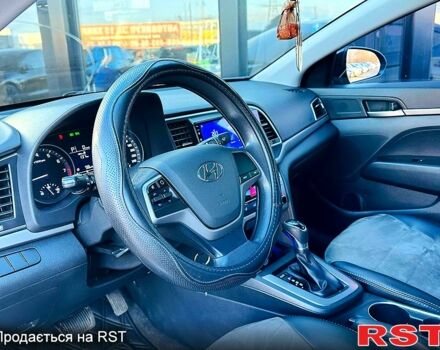 Хендай Элантра, объемом двигателя 1.6 л и пробегом 150 тыс. км за 10699 $, фото 9 на Automoto.ua