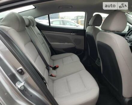 Хендай Елантра, об'ємом двигуна 2 л та пробігом 104 тис. км за 2900 $, фото 6 на Automoto.ua