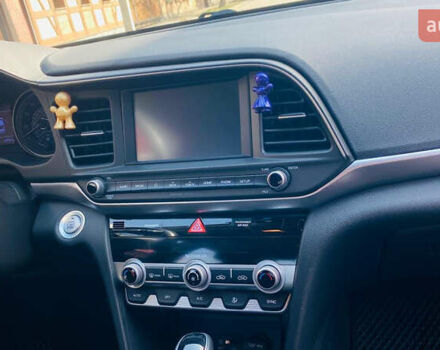 Хендай Елантра, об'ємом двигуна 2 л та пробігом 75 тис. км за 17000 $, фото 8 на Automoto.ua