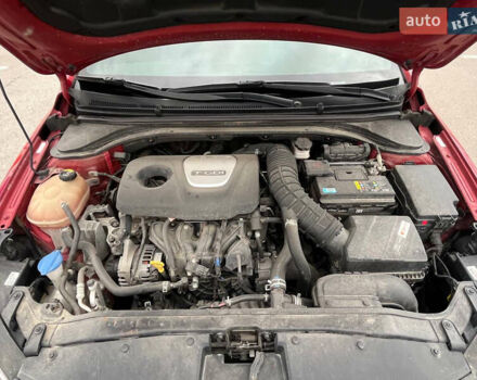 Хендай Элантра, объемом двигателя 1.59 л и пробегом 71 тыс. км за 13999 $, фото 19 на Automoto.ua