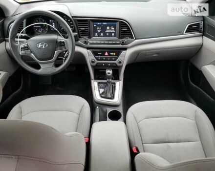 Хендай Елантра, об'ємом двигуна 2 л та пробігом 104 тис. км за 2900 $, фото 8 на Automoto.ua
