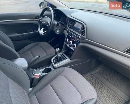 Хендай Элантра, объемом двигателя 1.6 л и пробегом 69 тыс. км за 15500 $, фото 36 на Automoto.ua