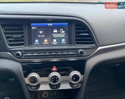 Хендай Элантра, объемом двигателя 1.6 л и пробегом 69 тыс. км за 15500 $, фото 47 на Automoto.ua