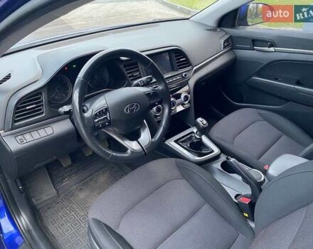Хендай Элантра, объемом двигателя 1.6 л и пробегом 69 тыс. км за 15500 $, фото 27 на Automoto.ua