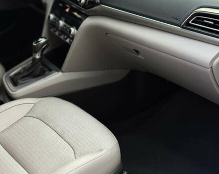 Хендай Элантра, объемом двигателя 2 л и пробегом 48 тыс. км за 13400 $, фото 16 на Automoto.ua