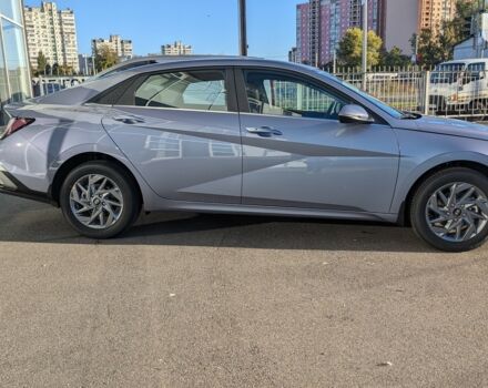 купить новое авто Хендай Элантра 2024 года от официального дилера Автоберег HYUNDAI на Бальзака Хендай фото