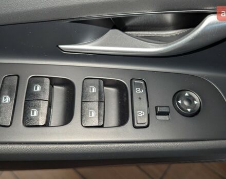 купить новое авто Хендай Элантра 2024 года от официального дилера Автоберег HYUNDAI на Бальзака Хендай фото