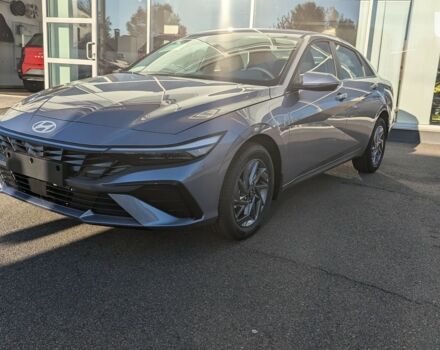 купить новое авто Хендай Элантра 2024 года от официального дилера Автоберег HYUNDAI на Бальзака Хендай фото