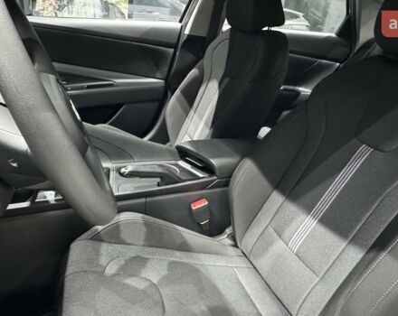 Хендай Елантра, об'ємом двигуна 1.59 л та пробігом 0 тис. км за 21761 $, фото 18 на Automoto.ua