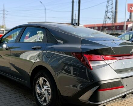 Хендай Елантра 2025 року купити нове авто Хендай Елантра 2025 року від офіційного дилера Автоцентр AUTO.RIA Хендай фото