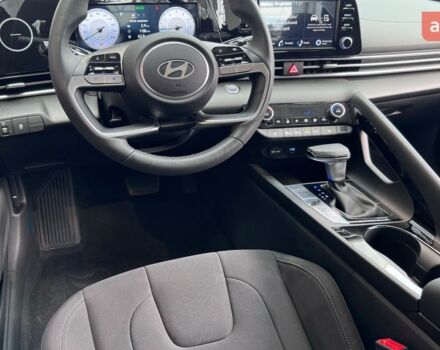 Хендай Элантра 2025 в Днепре (Днепропетровске) на Automoto.ua Хендай Элантра, объемом двигателя 1.59 л и пробегом 0 тыс. км за 24949 $, фото 21 на Automoto.ua