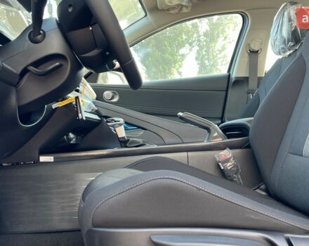 Хендай Елантра 2025 року купити нове авто Хендай Елантра 2025 року від офіційного дилера Автоцентр AUTO.RIA Хендай фото