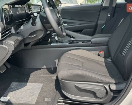 Хендай Элантра, объемом двигателя 1.59 л и пробегом 0 тыс. км за 25006 $, фото 13 на Automoto.ua