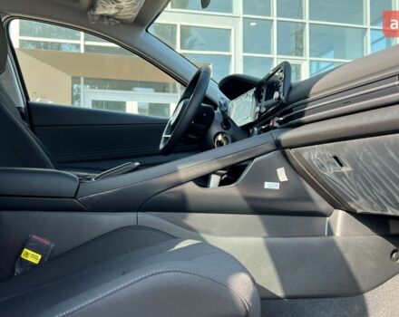 Хендай Елантра 2025 року купити нове авто Хендай Елантра 2025 року від офіційного дилера Автоцентр AUTO.RIA Хендай фото