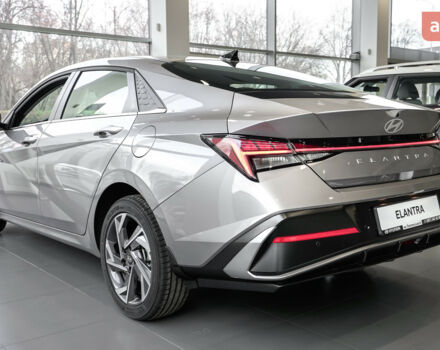 купить новое авто Хендай Элантра 2025 года от официального дилера Hyundai центр Львів Хендай фото