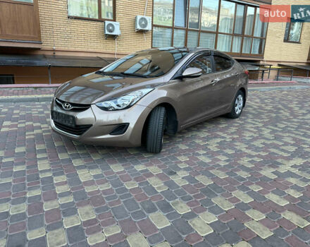 Хендай Элантра, объемом двигателя 1.6 л и пробегом 94 тыс. км за 9799 $, фото 1 на Automoto.ua