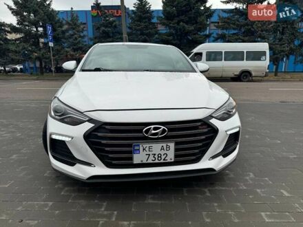 Хендай Элантра 2017 в Кривом Роге на Automoto.ua Хендай Элантра, объемом двигателя 1.59 л и пробегом 77 тыс. км за 13500 $, фото 1 на Automoto.ua