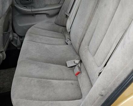 Желтый Хендай Элантра, объемом двигателя 1.99 л и пробегом 200 тыс. км за 1400 $, фото 14 на Automoto.ua