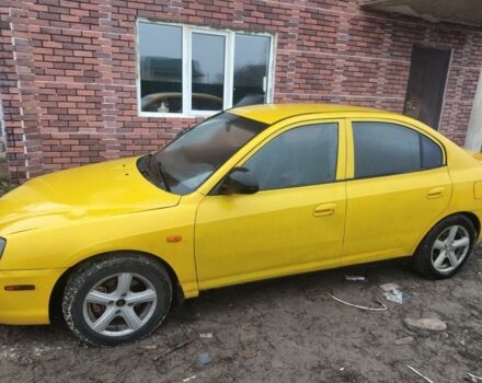 Желтый Хендай Элантра, объемом двигателя 1.6 л и пробегом 150 тыс. км за 2957 $, фото 1 на Automoto.ua