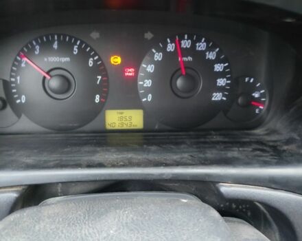 Желтый Хендай Элантра, объемом двигателя 1.6 л и пробегом 150 тыс. км за 2957 $, фото 2 на Automoto.ua