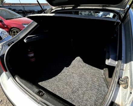 Серый Хендай Элантра, объемом двигателя 2 л и пробегом 291 тыс. км за 4400 $, фото 7 на Automoto.ua