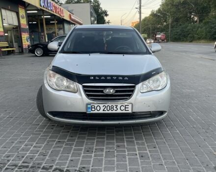 Серый Хендай Элантра, объемом двигателя 1.6 л и пробегом 220 тыс. км за 5600 $, фото 1 на Automoto.ua