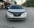 Серый Хендай Элантра, объемом двигателя 1.6 л и пробегом 220 тыс. км за 5600 $, фото 1 на Automoto.ua