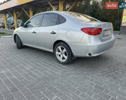 Серый Хендай Элантра, объемом двигателя 1.6 л и пробегом 220 тыс. км за 5950 $, фото 2 на Automoto.ua