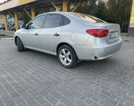 Серый Хендай Элантра, объемом двигателя 1.6 л и пробегом 220 тыс. км за 5600 $, фото 2 на Automoto.ua