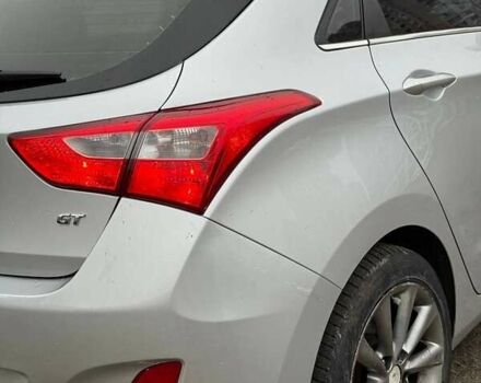 Серый Хендай Элантра, объемом двигателя 2 л и пробегом 150 тыс. км за 9800 $, фото 3 на Automoto.ua