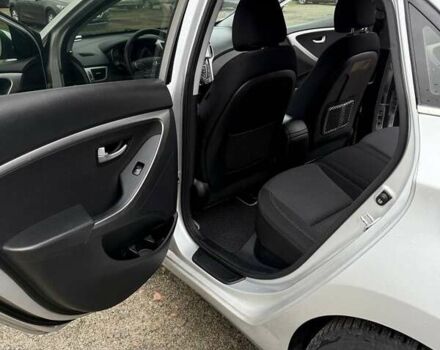 Серый Хендай Элантра, объемом двигателя 2 л и пробегом 150 тыс. км за 9800 $, фото 13 на Automoto.ua