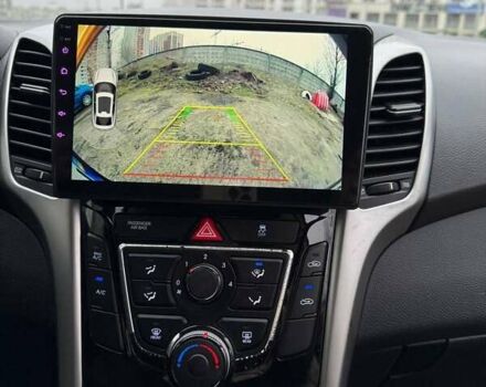 Серый Хендай Элантра, объемом двигателя 2 л и пробегом 150 тыс. км за 9800 $, фото 11 на Automoto.ua