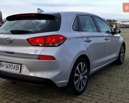Серый Хендай Элантра, объемом двигателя 2 л и пробегом 86 тыс. км за 9999 $, фото 16 на Automoto.ua