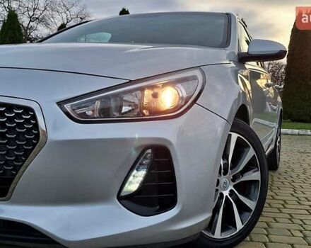 Серый Хендай Элантра, объемом двигателя 2 л и пробегом 86 тыс. км за 9999 $, фото 1 на Automoto.ua