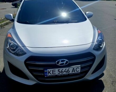 Серый Хендай Элантра, объемом двигателя 2 л и пробегом 160 тыс. км за 10500 $, фото 1 на Automoto.ua