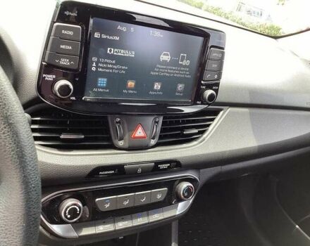 Сірий Хендай Елантра, об'ємом двигуна 2 л та пробігом 131 тис. км за 2600 $, фото 12 на Automoto.ua