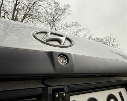 Серый Хендай Элантра, объемом двигателя 2 л и пробегом 165 тыс. км за 4500 $, фото 7 на Automoto.ua