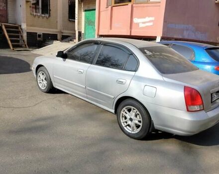 Сірий Хендай Елантра, об'ємом двигуна 2 л та пробігом 167 тис. км за 3200 $, фото 1 на Automoto.ua