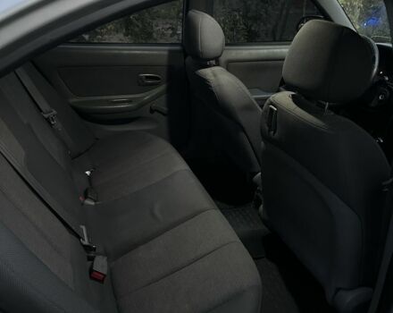 Хендай Элантра 2004 в Подольск (Котовск) на Automoto.ua Серый Хендай Элантра, объемом двигателя 1.6 л и пробегом 2 тыс. км за 2900 $, фото 5 на Automoto.ua