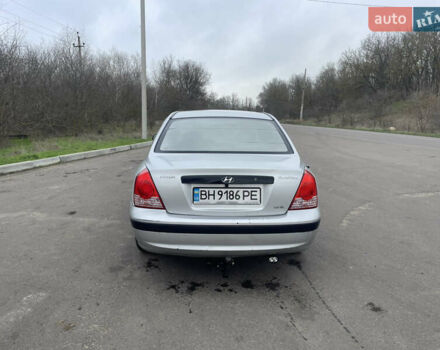 Серый Хендай Элантра, объемом двигателя 1.6 л и пробегом 249 тыс. км за 3400 $, фото 7 на Automoto.ua