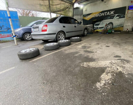 Сірий Хендай Елантра, об'ємом двигуна 1.98 л та пробігом 260 тис. км за 3100 $, фото 22 на Automoto.ua