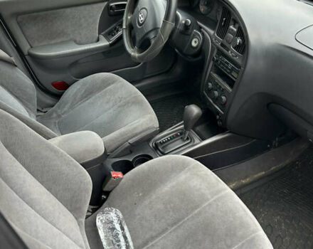 Сірий Хендай Елантра, об'ємом двигуна 2 л та пробігом 280 тис. км за 2500 $, фото 4 на Automoto.ua