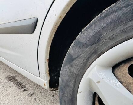 Хендай Элантра 2004 в Днепре (Днепропетровске) на Automoto.ua Серый Хендай Элантра, объемом двигателя 1.6 л и пробегом 500 тыс. км за 3800 $, фото 10 на Automoto.ua