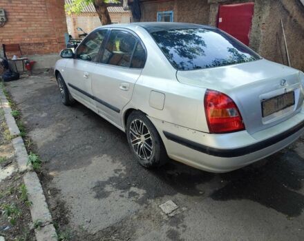 Сірий Хендай Елантра, об'ємом двигуна 1.6 л та пробігом 300 тис. км за 700 $, фото 1 на Automoto.ua