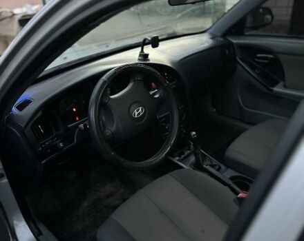 Хендай Элантра 2004 в Подольск (Котовск) на Automoto.ua Серый Хендай Элантра, объемом двигателя 1.6 л и пробегом 2 тыс. км за 2900 $, фото 6 на Automoto.ua