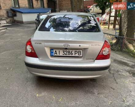 Сірий Хендай Елантра, об'ємом двигуна 1.98 л та пробігом 218 тис. км за 3750 $, фото 3 на Automoto.ua