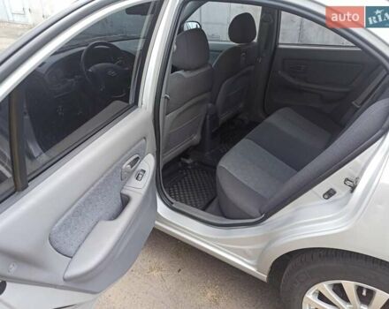 Серый Хендай Элантра, объемом двигателя 2 л и пробегом 140 тыс. км за 6700 $, фото 15 на Automoto.ua