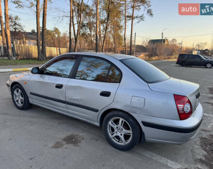 Серый Хендай Элантра, объемом двигателя 1.6 л и пробегом 250 тыс. км за 2800 $, фото 4 на Automoto.ua