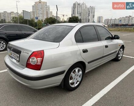 Сірий Хендай Елантра, об'ємом двигуна 1.6 л та пробігом 150 тис. км за 3800 $, фото 2 на Automoto.ua